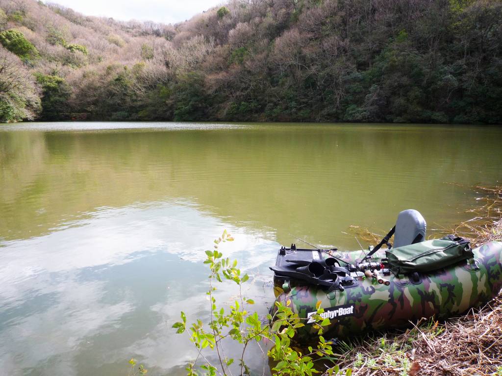 野池とフローター