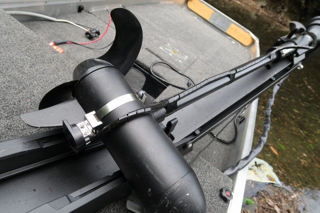 振動子、水温センサー